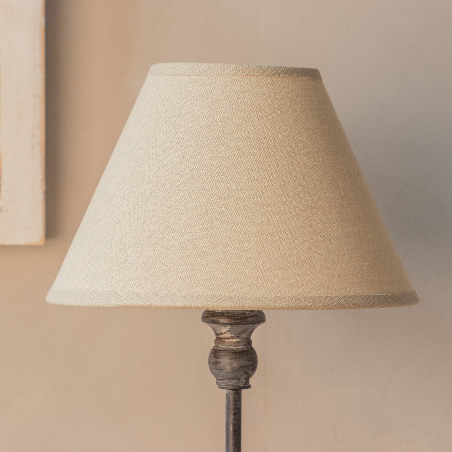 Slim Rustic Wooden Table Lamp – Timeless Elegance for Every Space