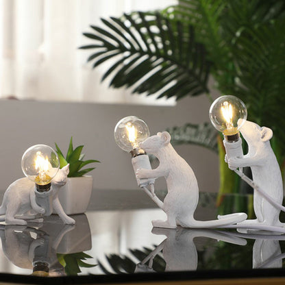 Kinderstil Mouse-Shaped Resin Table Lamp 1-Light Nightlight Decor