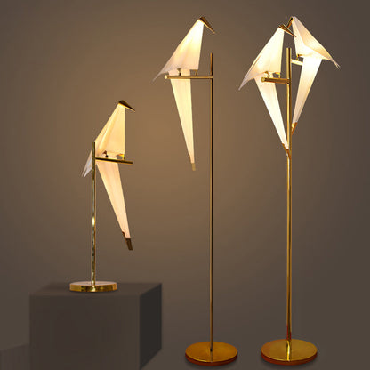 Origami Bird Magnetic Lamp – Stylish and Versatile Lighting