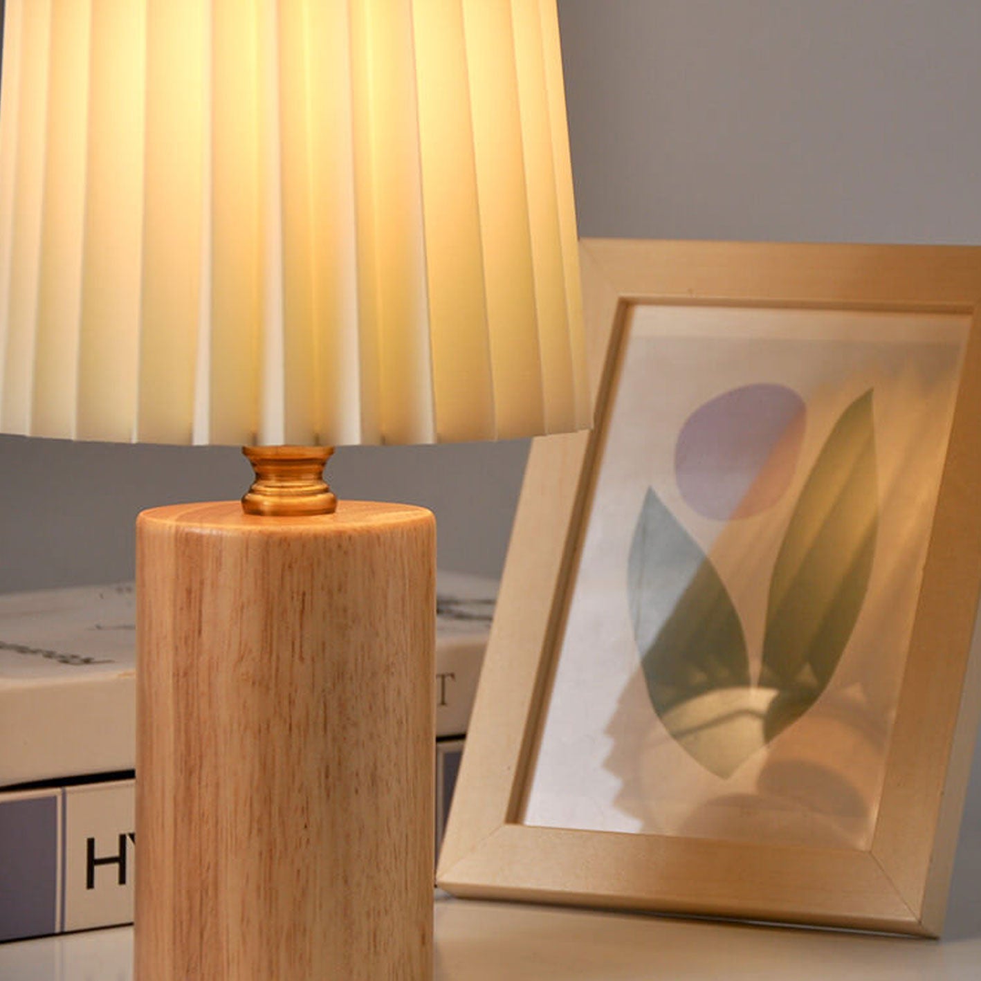 Vintage Column Table Lamp with Solid Wood Base, 1-Light