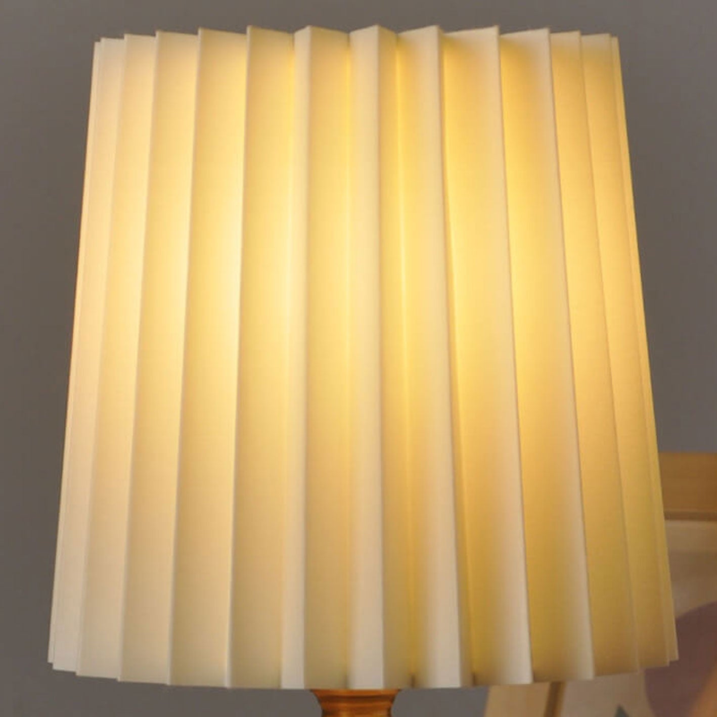 Vintage Column Table Lamp with Solid Wood Base, 1-Light