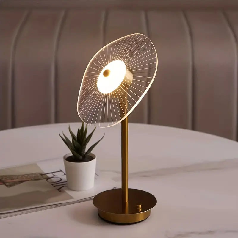 Moderne LED Table Lamp - Dimmable, Stylish Design, Energy Efficient
