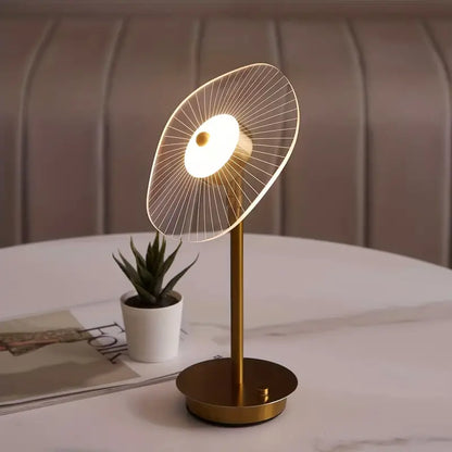 Moderne LED Table Lamp - Dimmable, Stylish Design, Energy Efficient