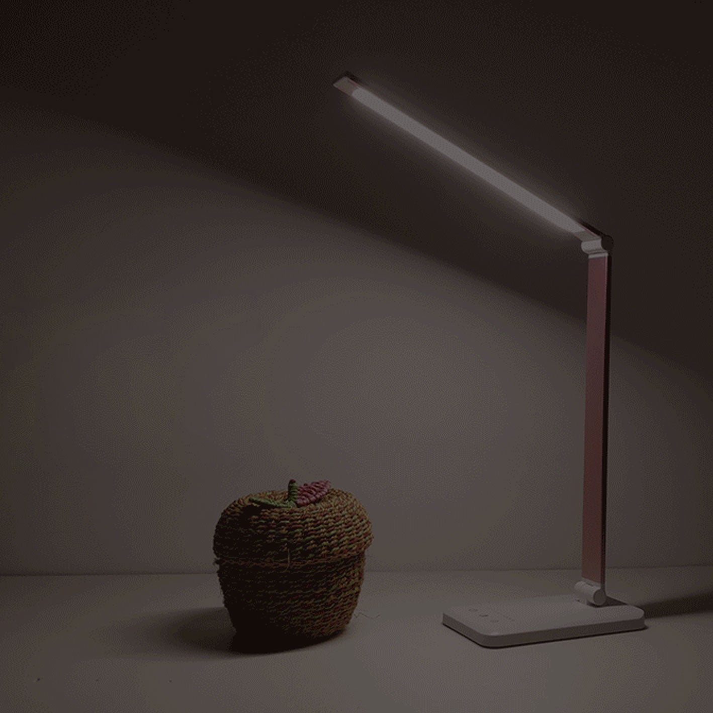 Foldable Wireless Rechargeable LED Eye Protection Reading Desk Lamp
