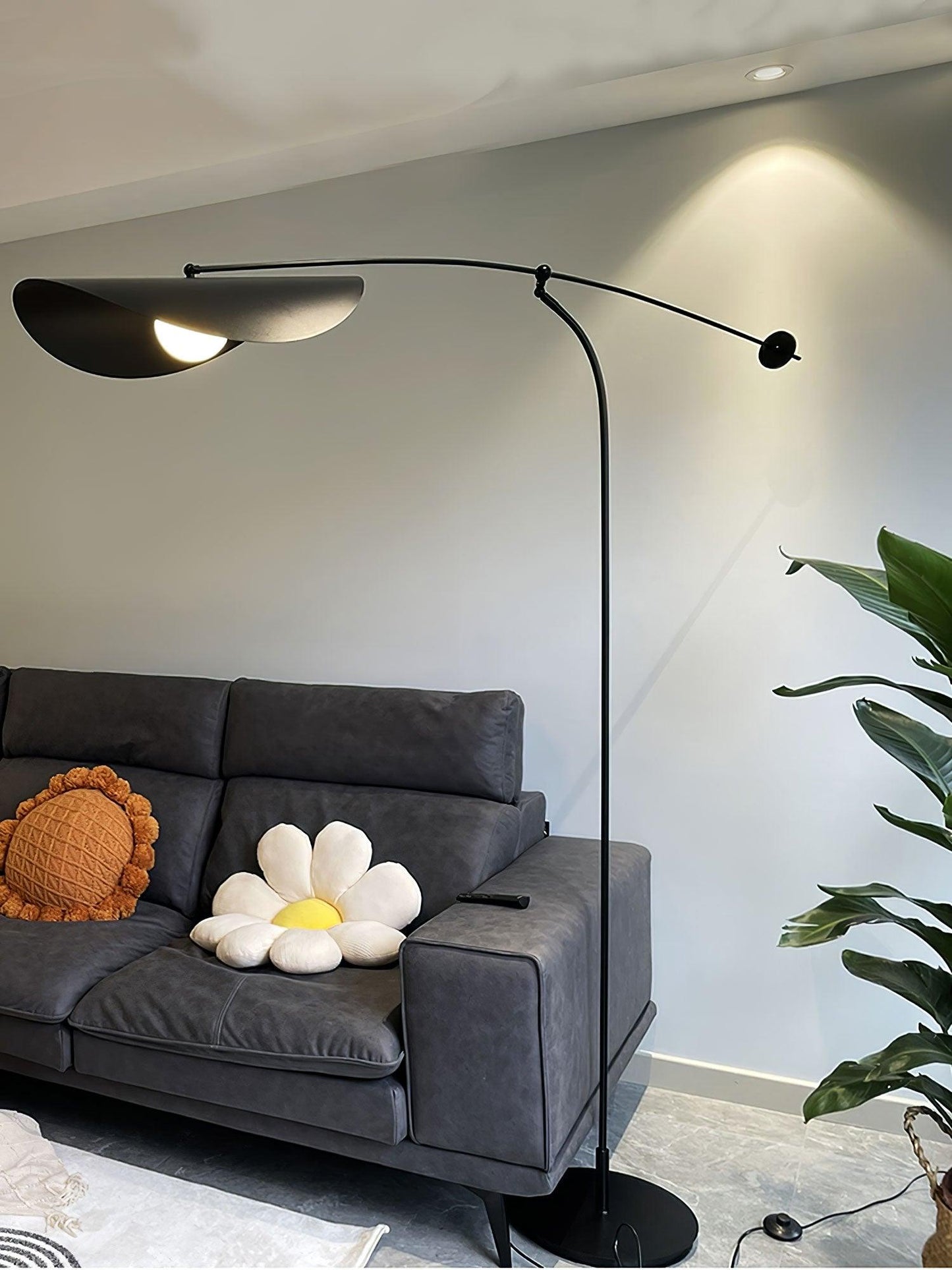 Alonso Floor Lamp - Modern LED Lighting for Living Room