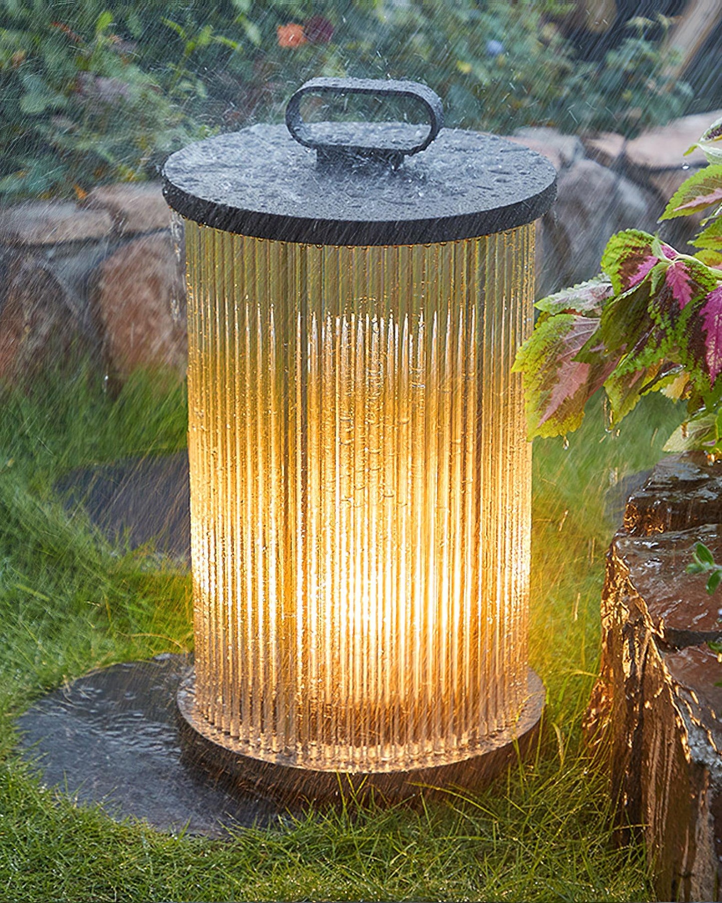 Lantern Garden Solar Outdoor Light with Remote Control