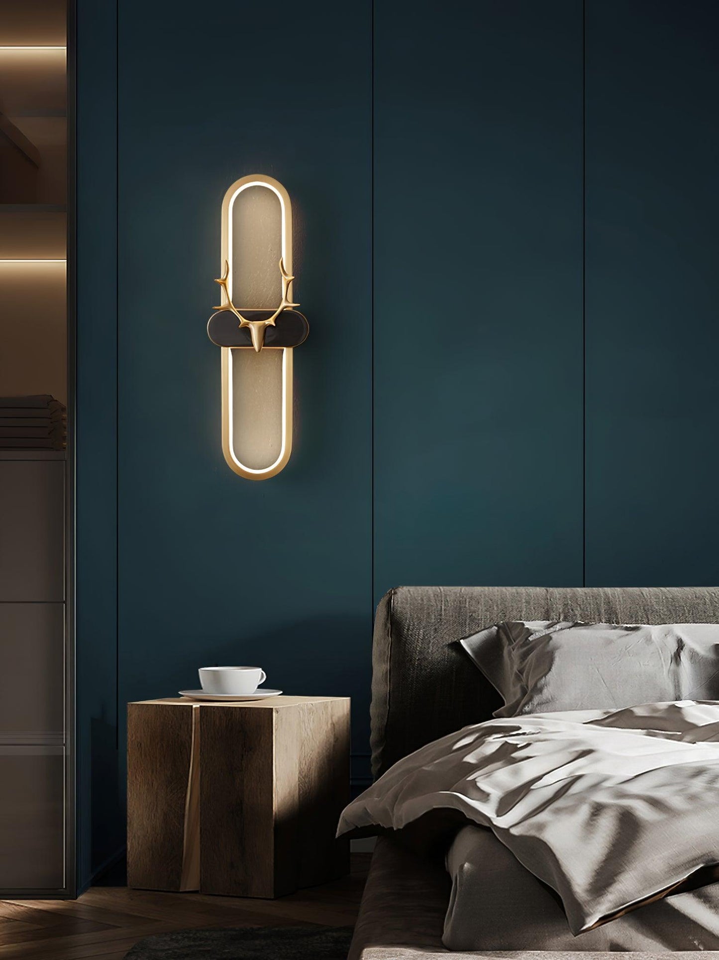 Antlers Halo Wall Lamp - Dimmable LED Brass Indoor Lighting