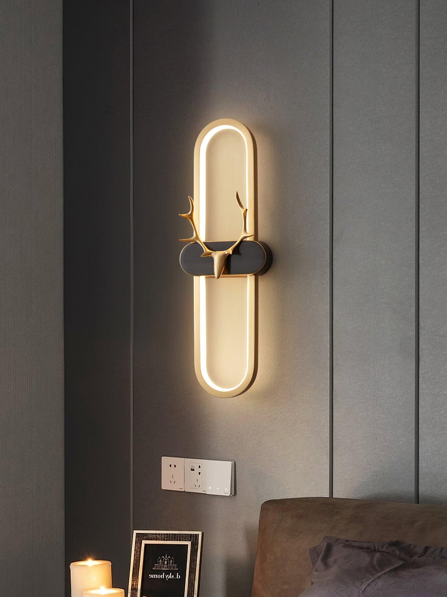Antlers Halo Wall Lamp - Dimmable LED Brass Indoor Lighting