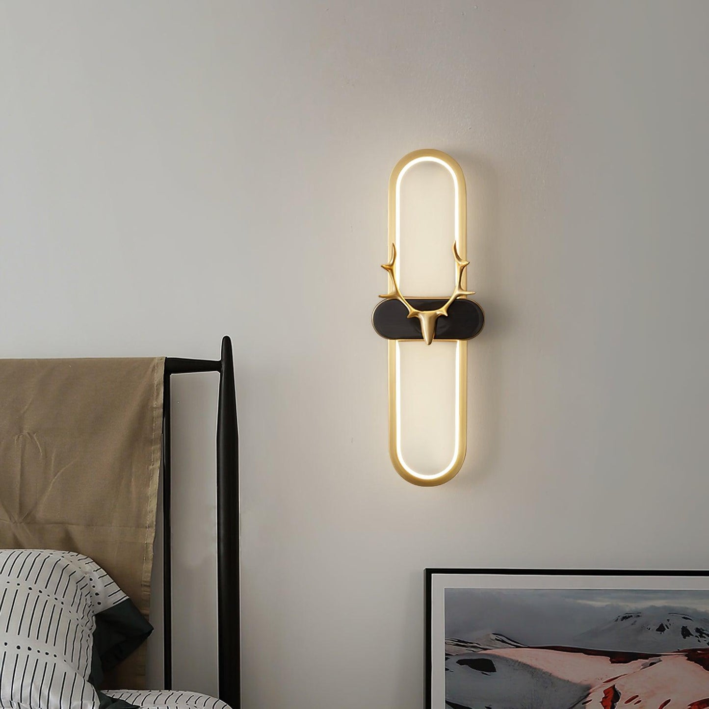 Antlers Halo Wall Lamp - Dimmable LED Brass Indoor Lighting