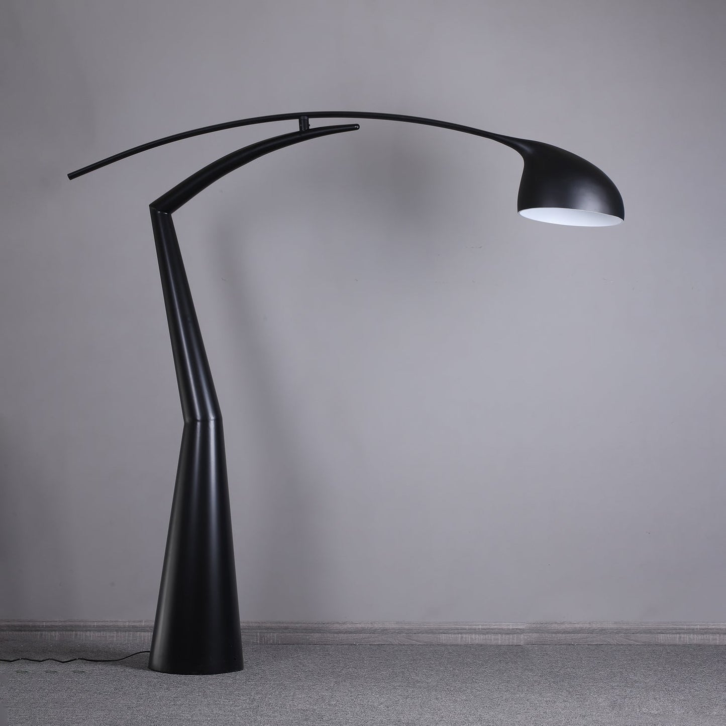 Arden Sculpture Floor Lamp - Contemporary LED Arc Design