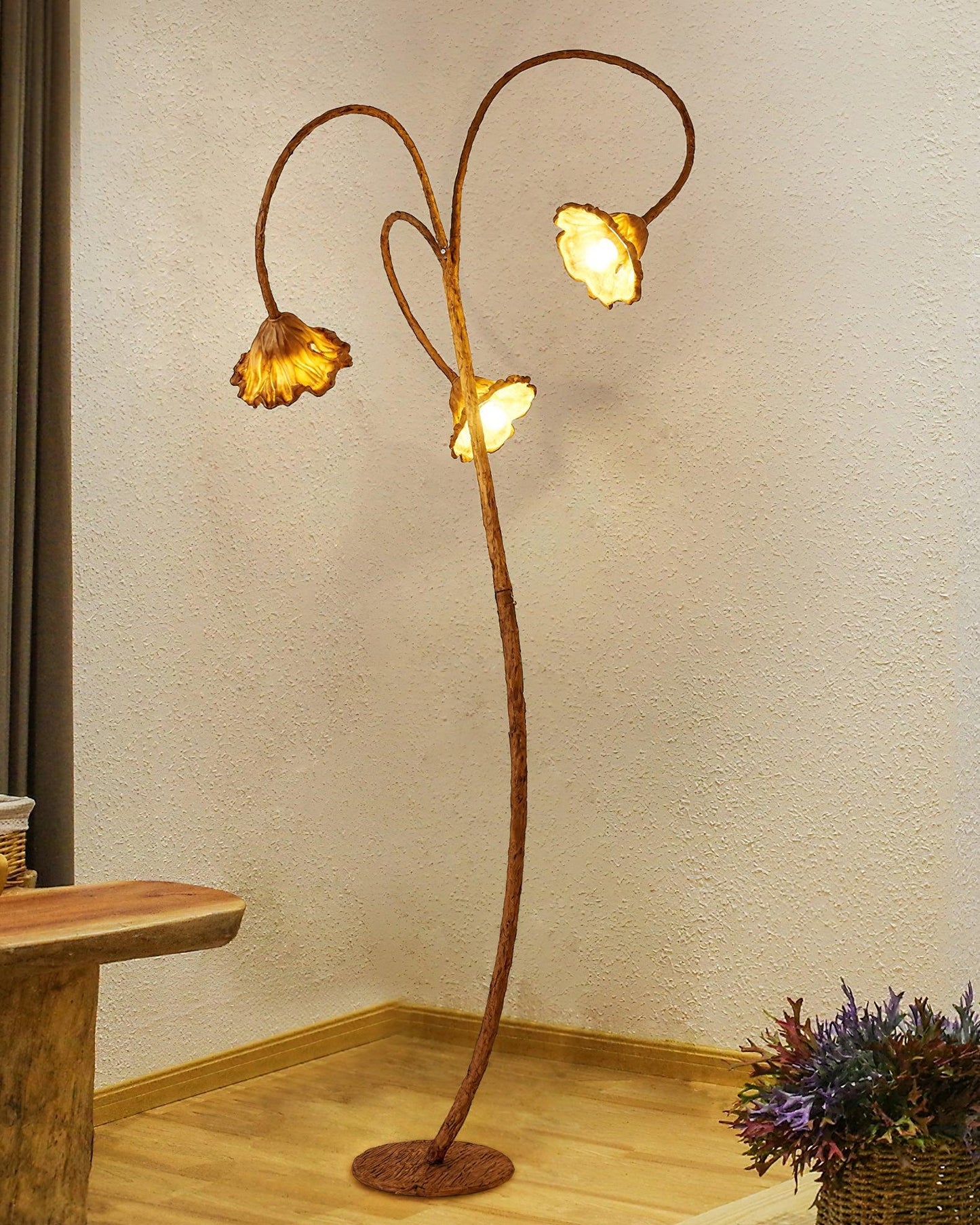 Artistic Lotus Leaf Floor Lamp LED Indoor Lighting Decor