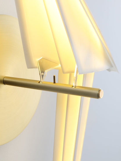 Avian Serenity Wall Lamp - Adjustable LED Indoor Light