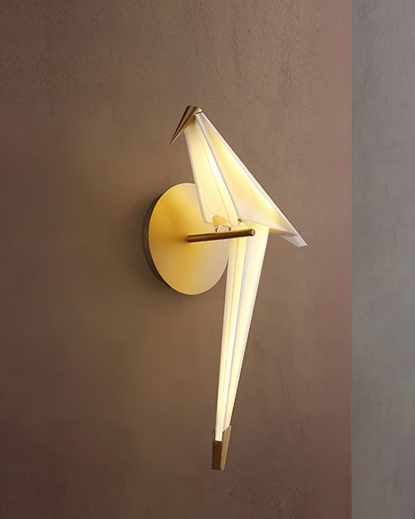 Avian Serenity Wall Lamp - Adjustable LED Indoor Light