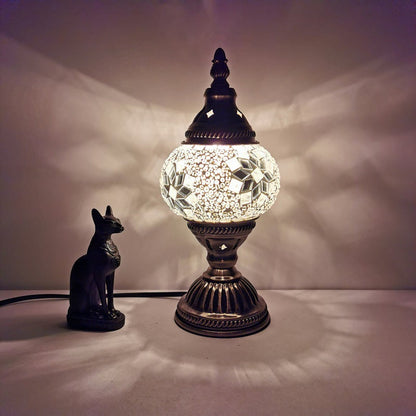 Traditional Tiffany Oval Glass Iron 1-Light Table Lamp for Living Room
