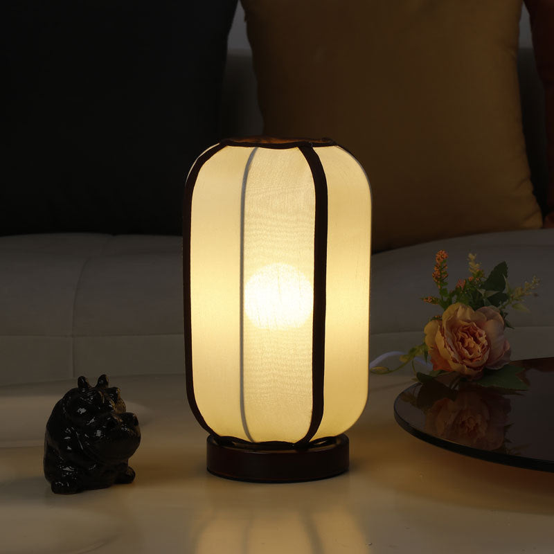 Traditional Chinese Fabric Cylinder Shade Wooden Base 1-Light Table Lamp for Bedroom