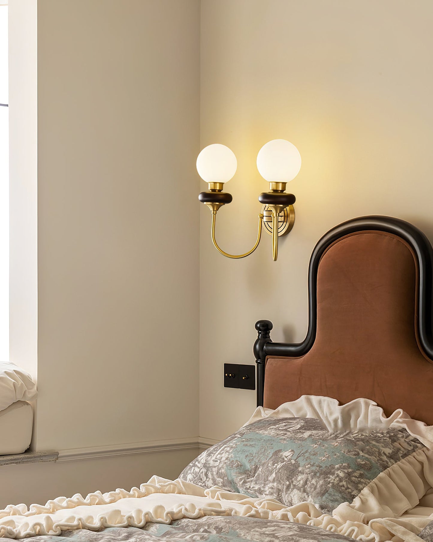 Bellevue Wall Lamp LED Sconce Brass Opaline Glass Indoor