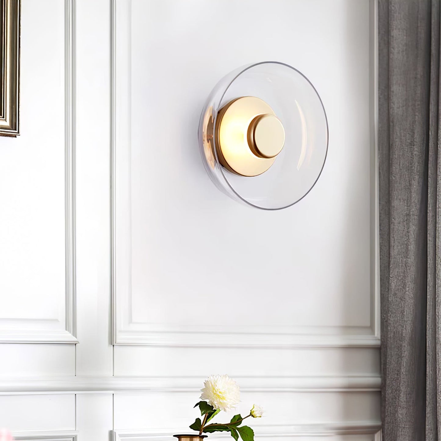 Glimmera Wall Light - Integrated LED Brass Ambient Fixture