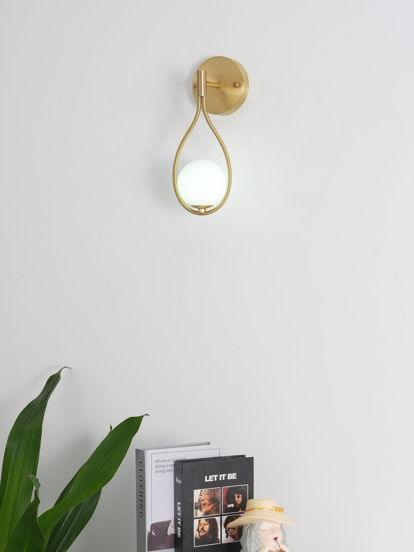 Brass Vanity Wall Lamp with LED Light - Retro Style