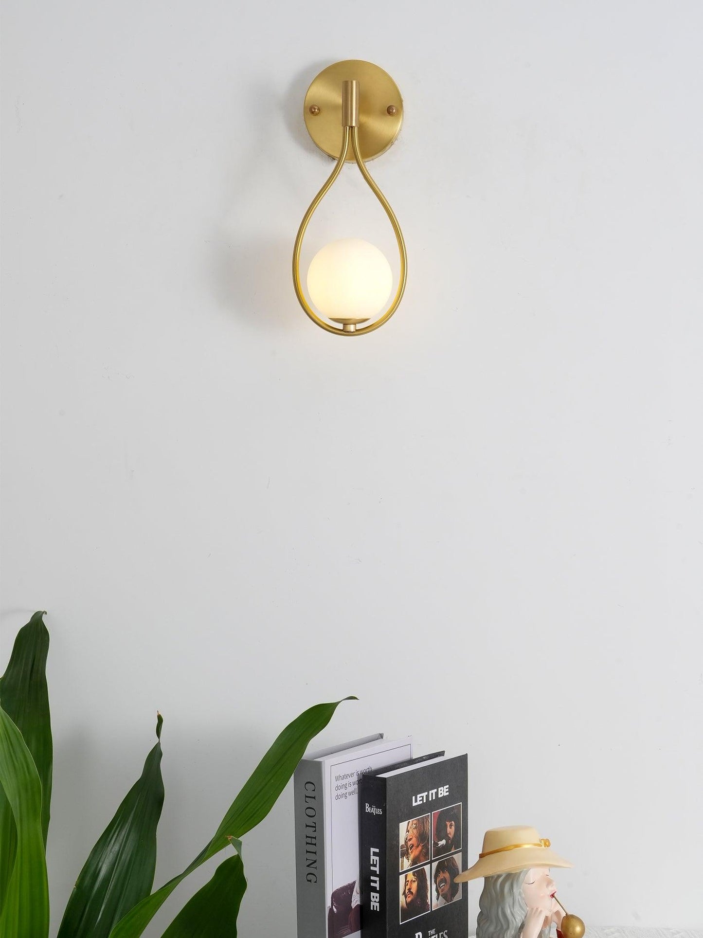 Brass Vanity Wall Lamp with LED Light - Retro Style