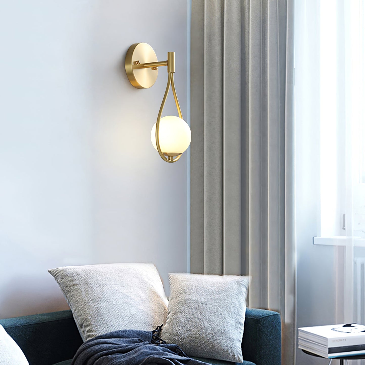 Brass Vanity Wall Lamp with LED Light - Retro Style