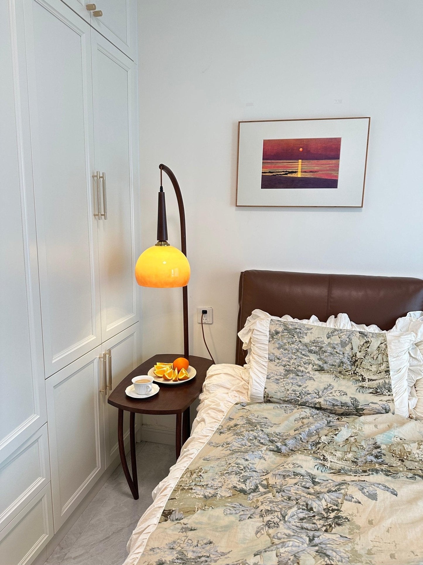 Cantilever Wood Accent Floor Lamp with Glass Shade and Table