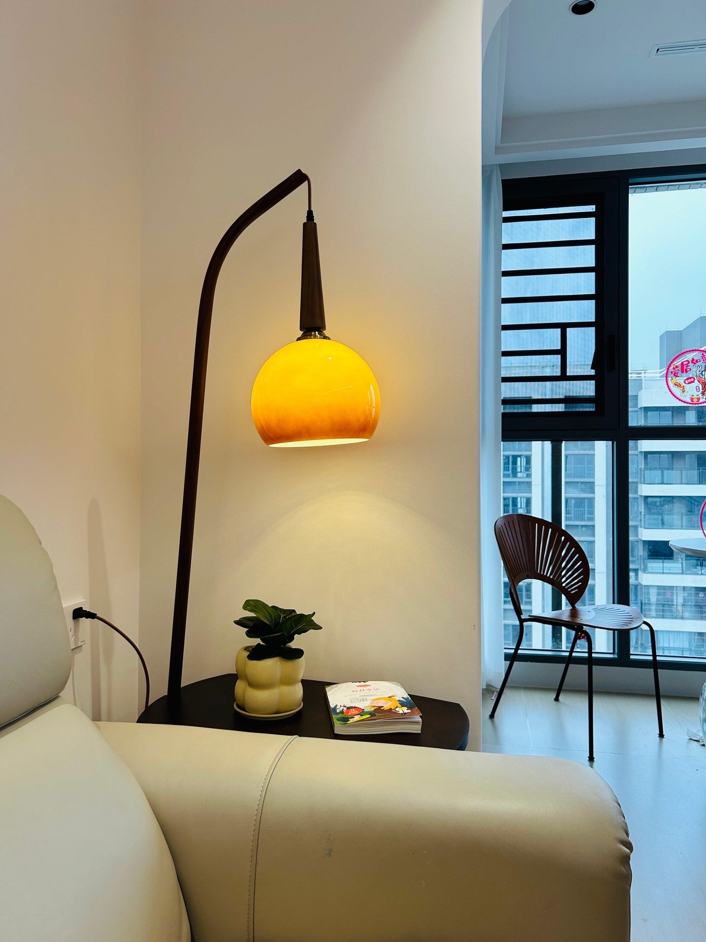 Cantilever Wood Accent Floor Lamp with Glass Shade and Table
