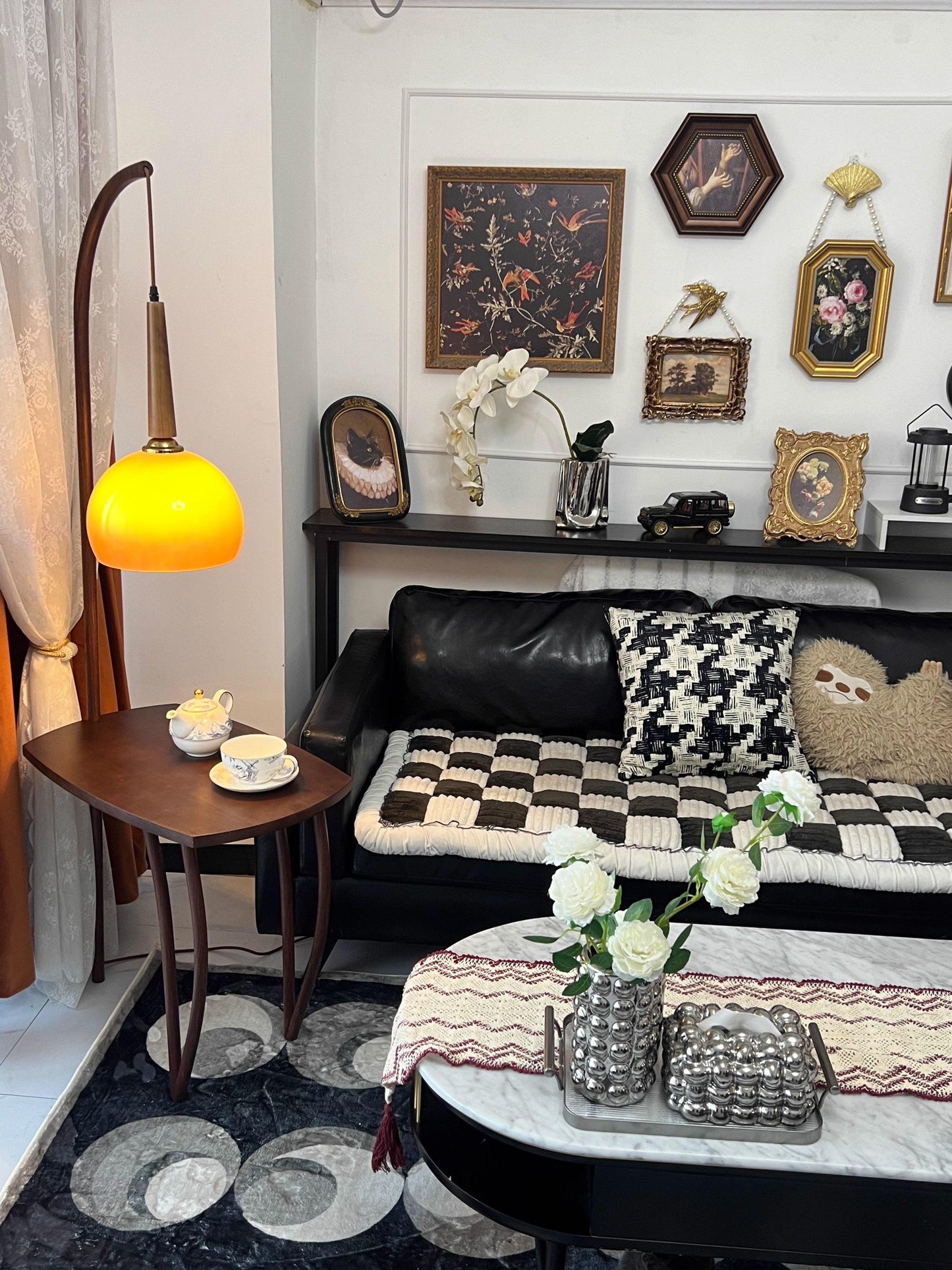 Cantilever Wood Accent Floor Lamp with Glass Shade and Table