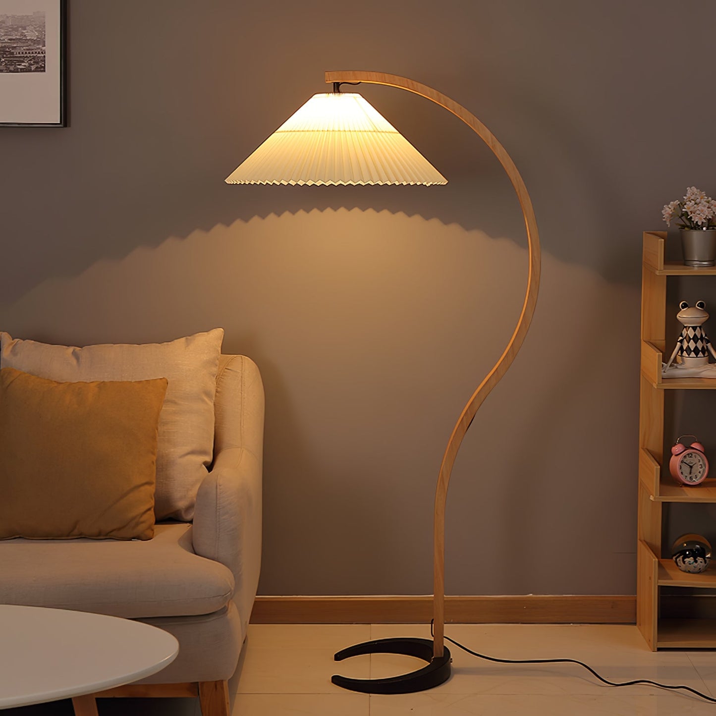 Caprani Floor Lamp - Scandinavian Design, LED, Indoor Use