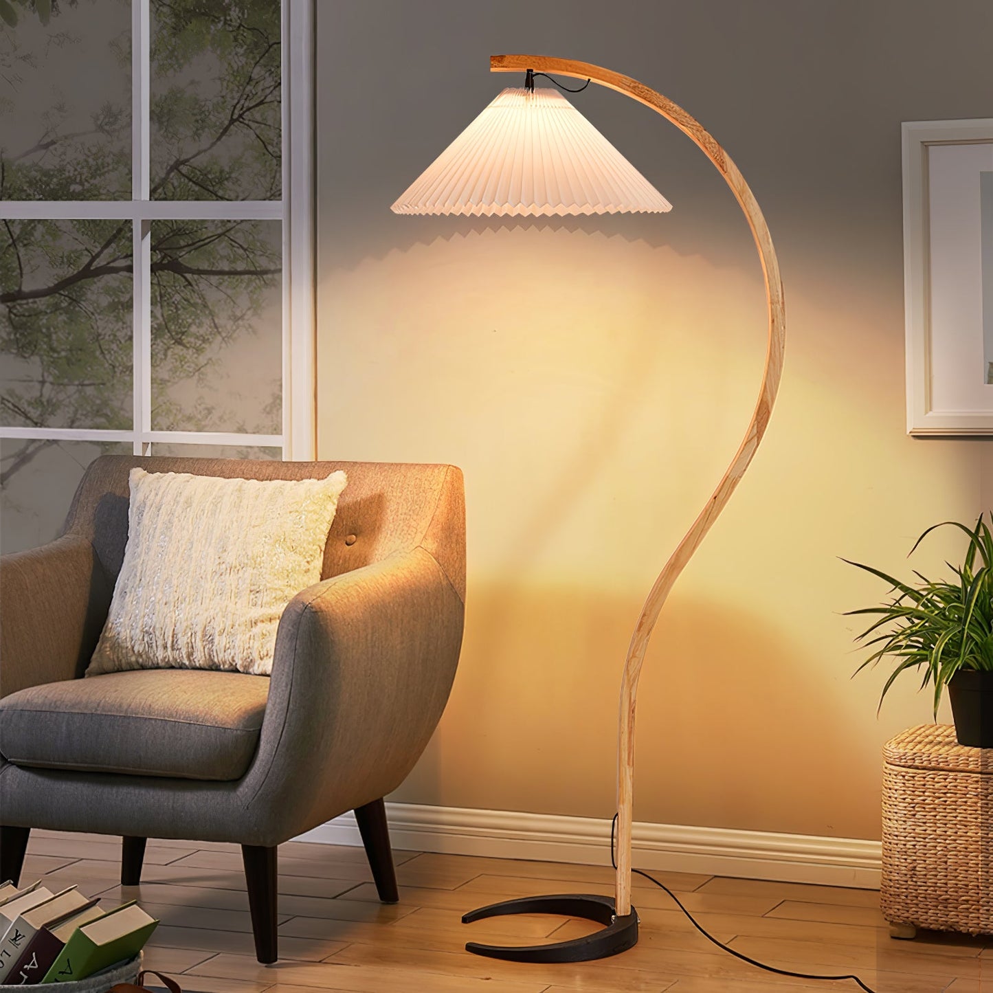 Caprani Floor Lamp - Scandinavian Design, LED, Indoor Use