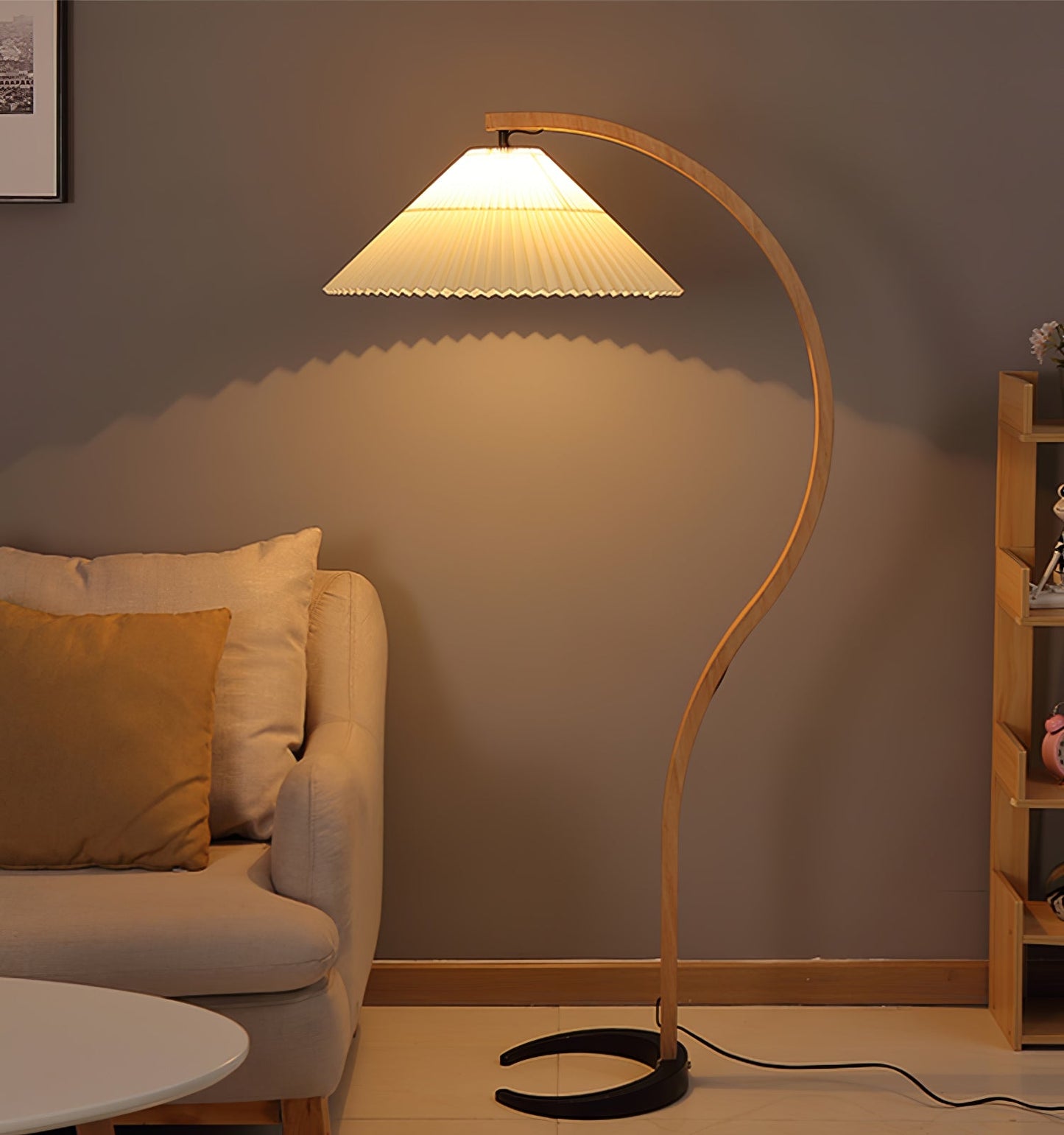 Caprani Floor Lamp - Scandinavian Design, LED, Indoor Use