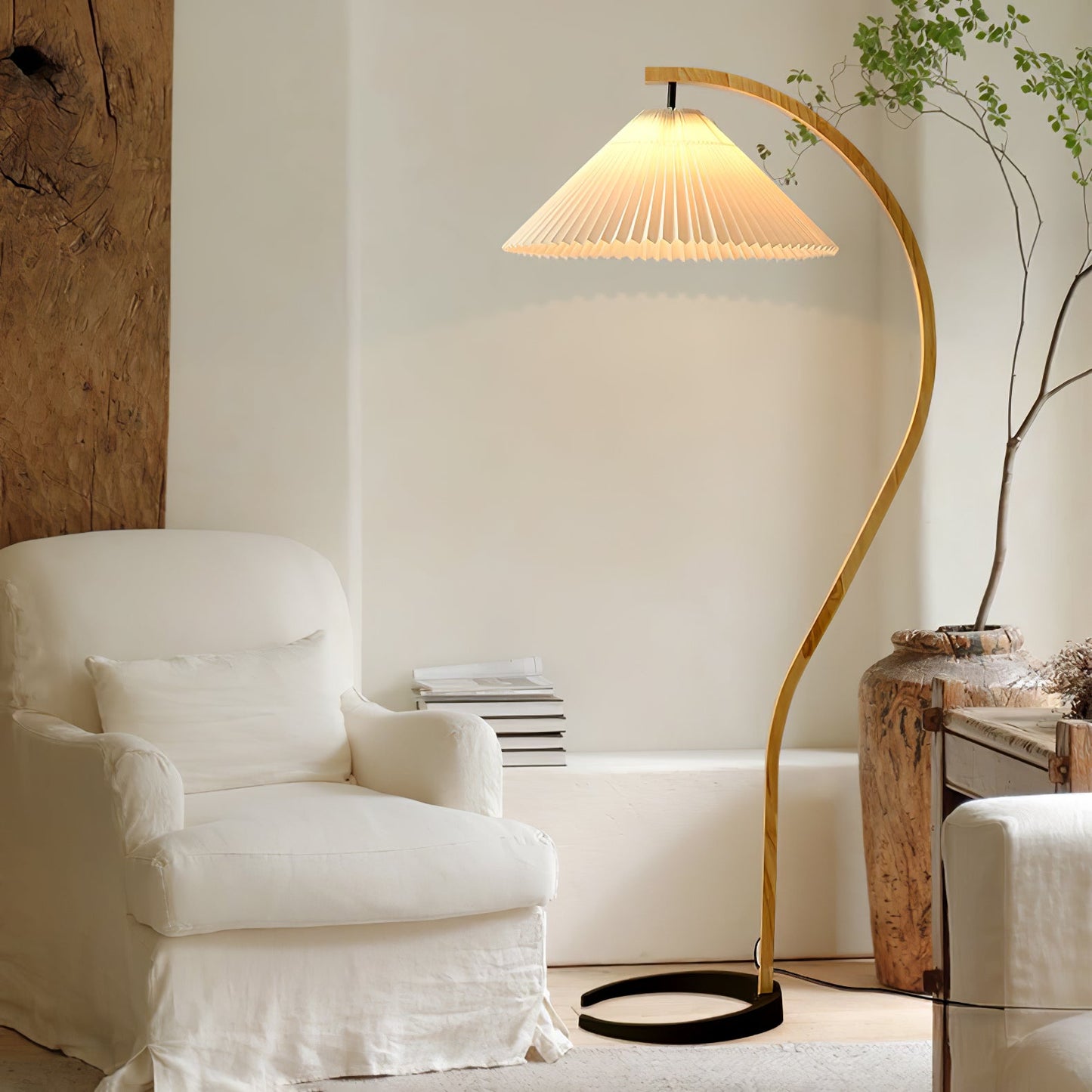 Caprani Floor Lamp - Scandinavian Design, LED, Indoor Use