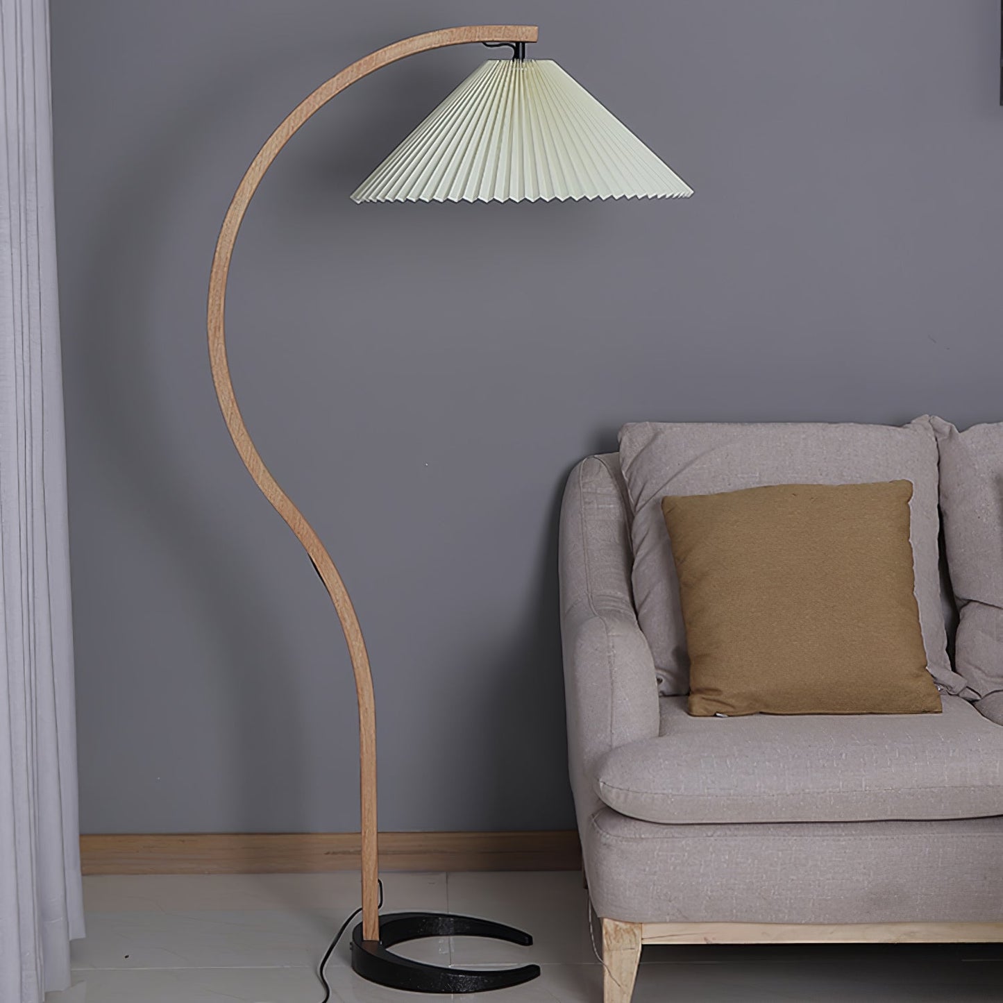Caprani Floor Lamp - Scandinavian Design, LED, Indoor Use
