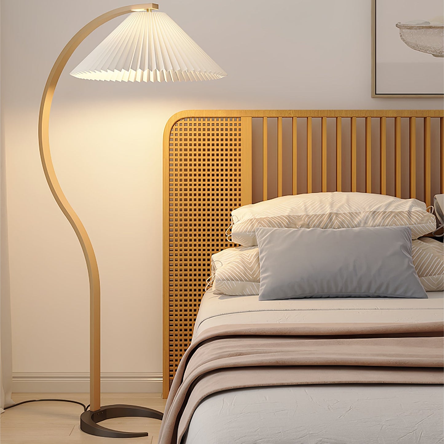Caprani Floor Lamp - Scandinavian Design, LED, Indoor Use
