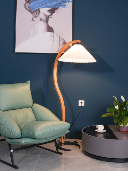 Caprani Floor Lamp - Scandinavian Design, LED, Indoor Use