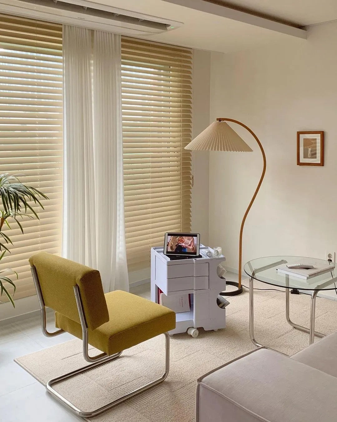 Caprani Floor Lamp - Scandinavian Design, LED, Indoor Use