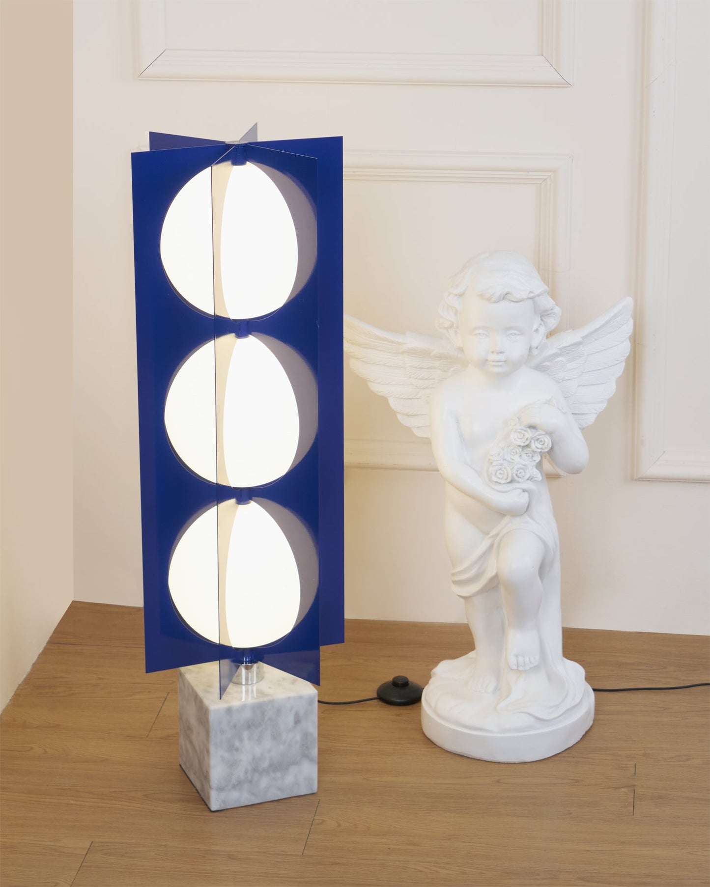 Blue Kleos Floor Lamp - Modern LED Lighting, Navy Design
