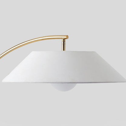 Circo Floor Lamp with White Shade - Elegant Indoor Lighting