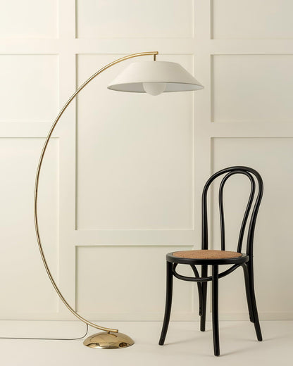 Circo Floor Lamp with White Shade - Elegant Indoor Lighting