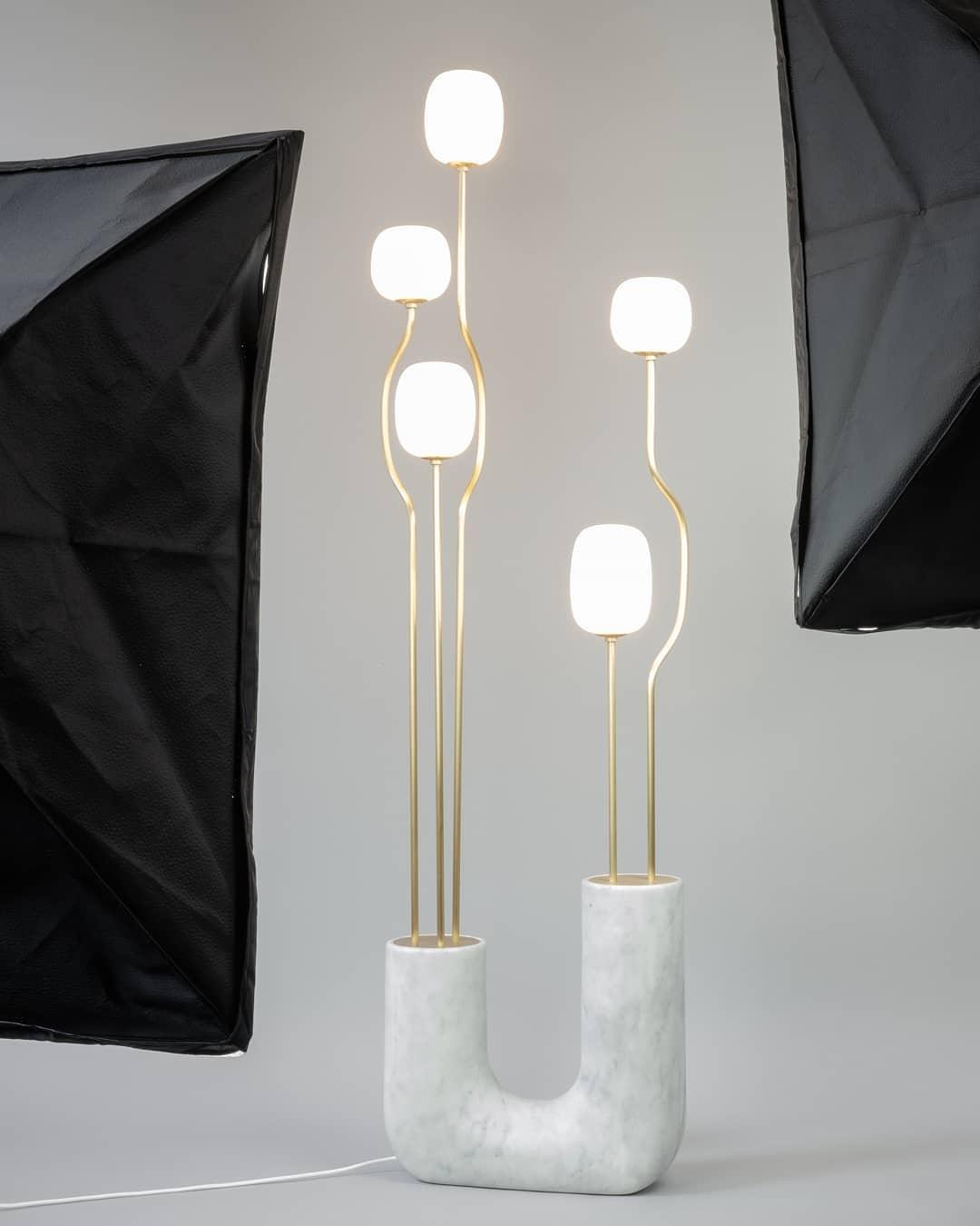 Comet Floor Lamp - Modern LED Indoor Lighting - Gold Finish
