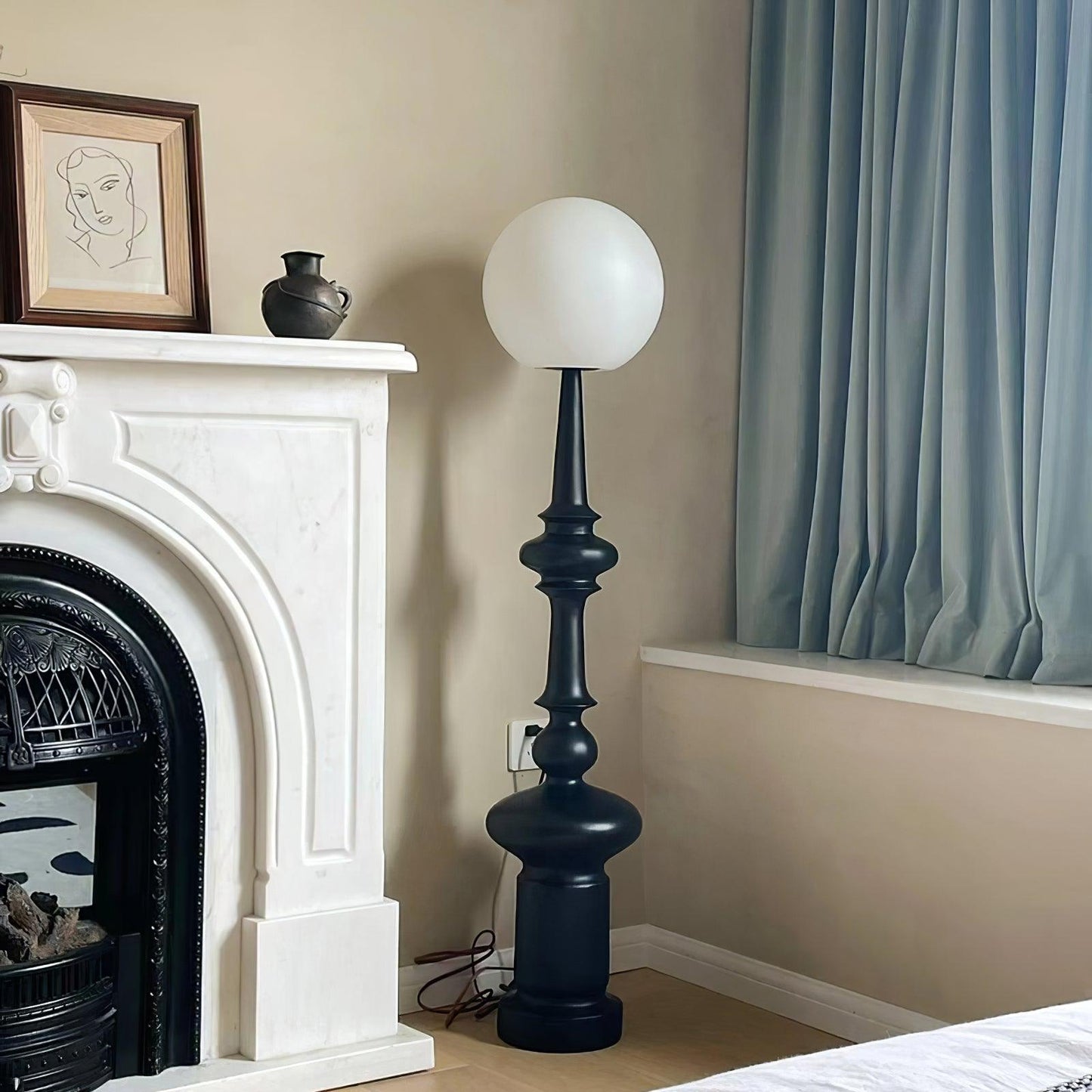 Roman Column Floor Lamp with LED Light, Indoor Elegant Design