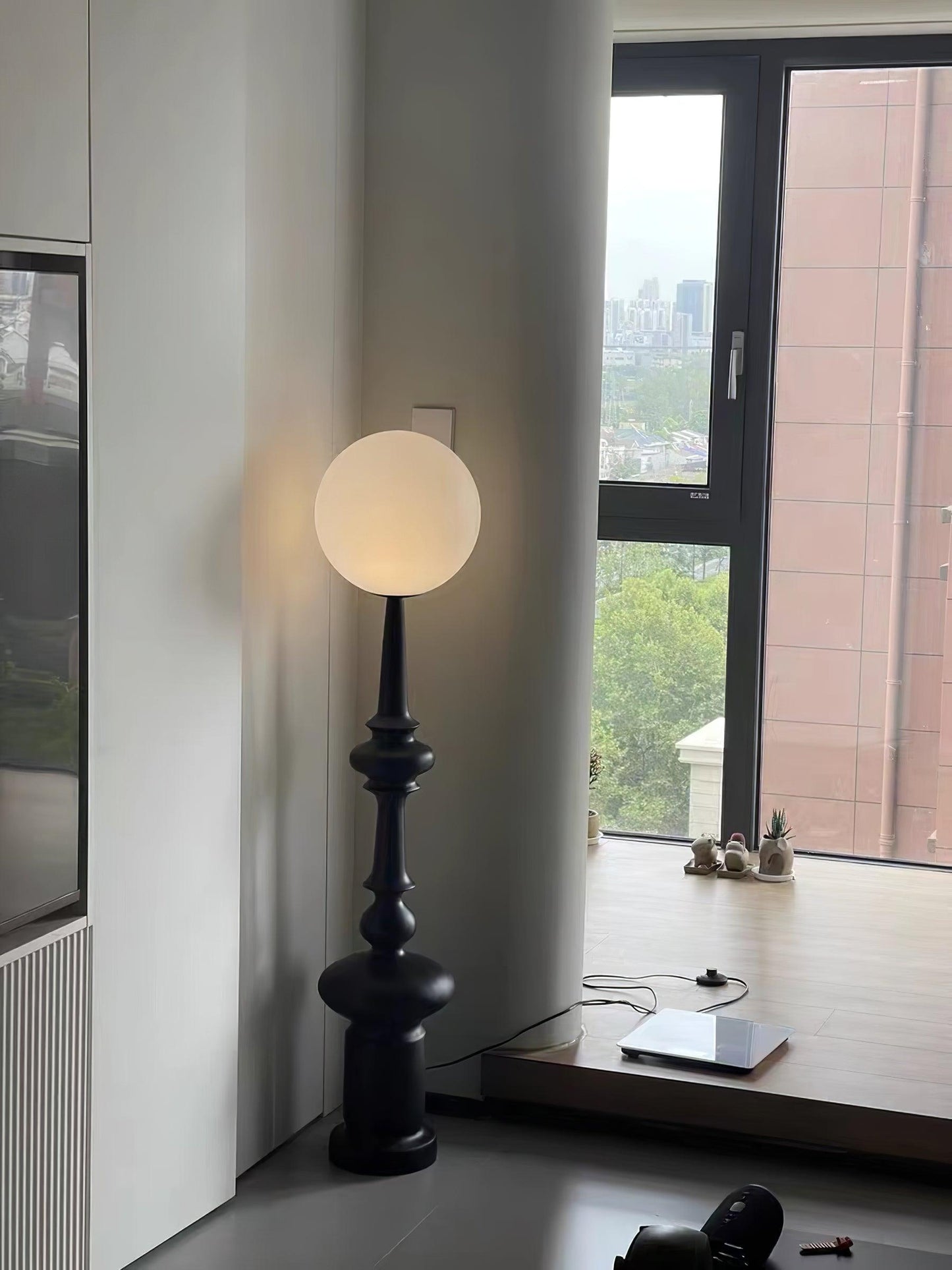 Roman Column Floor Lamp with LED Light, Indoor Elegant Design