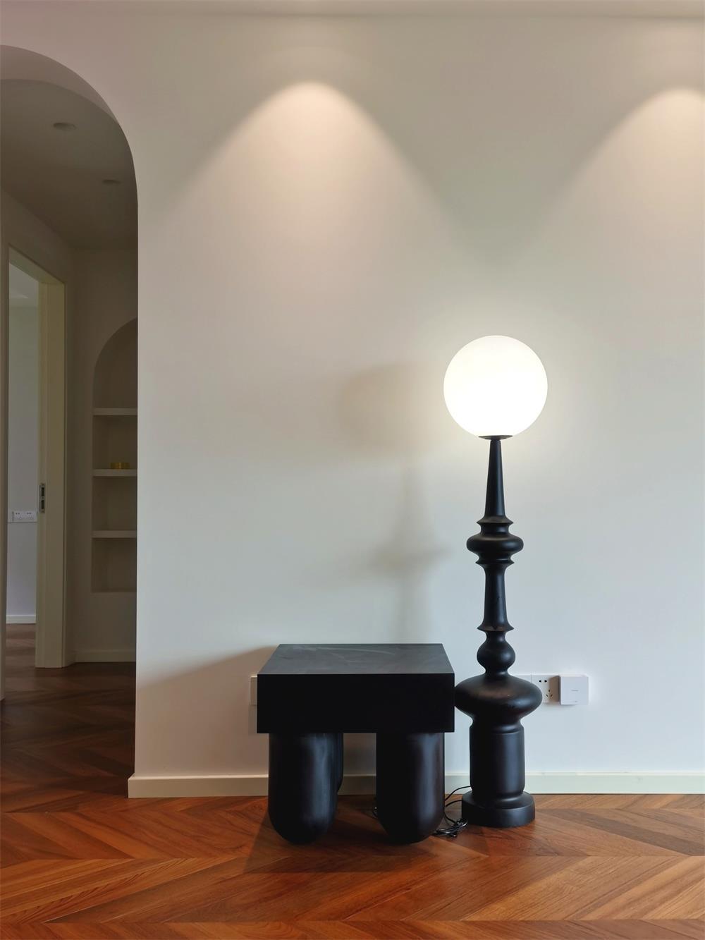Roman Column Floor Lamp with LED Light, Indoor Elegant Design
