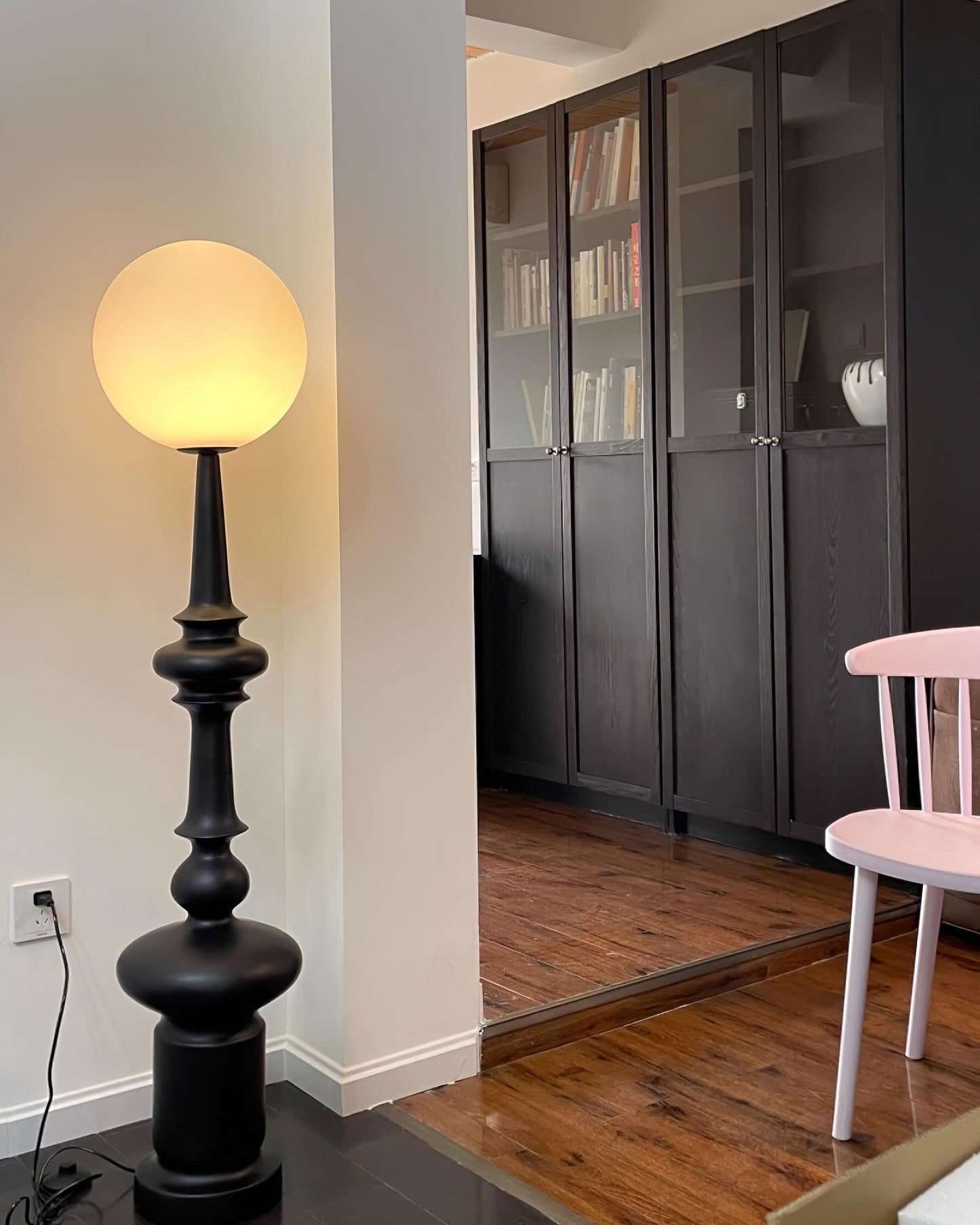 Roman Column Floor Lamp with LED Light, Indoor Elegant Design