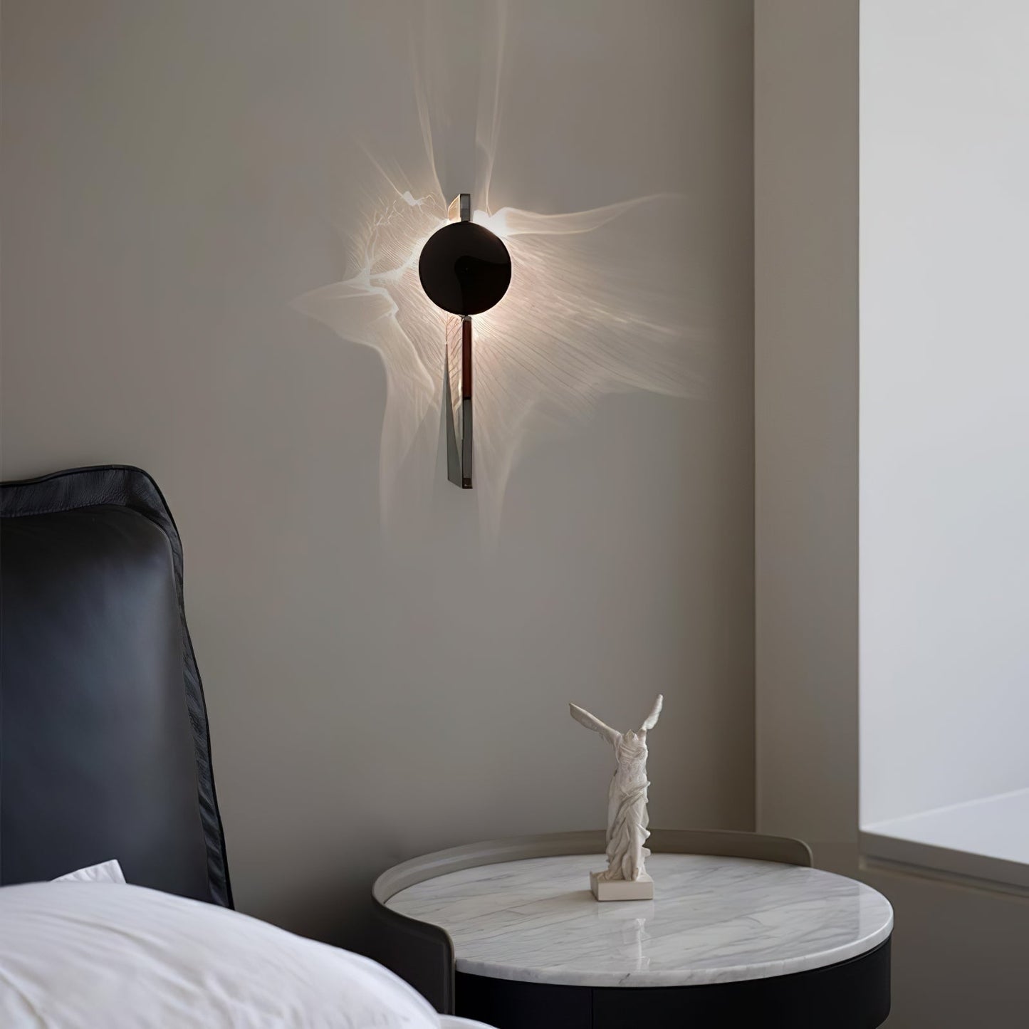 Creative Light And Shadow Wall Lamp - LED Indoor Lighting