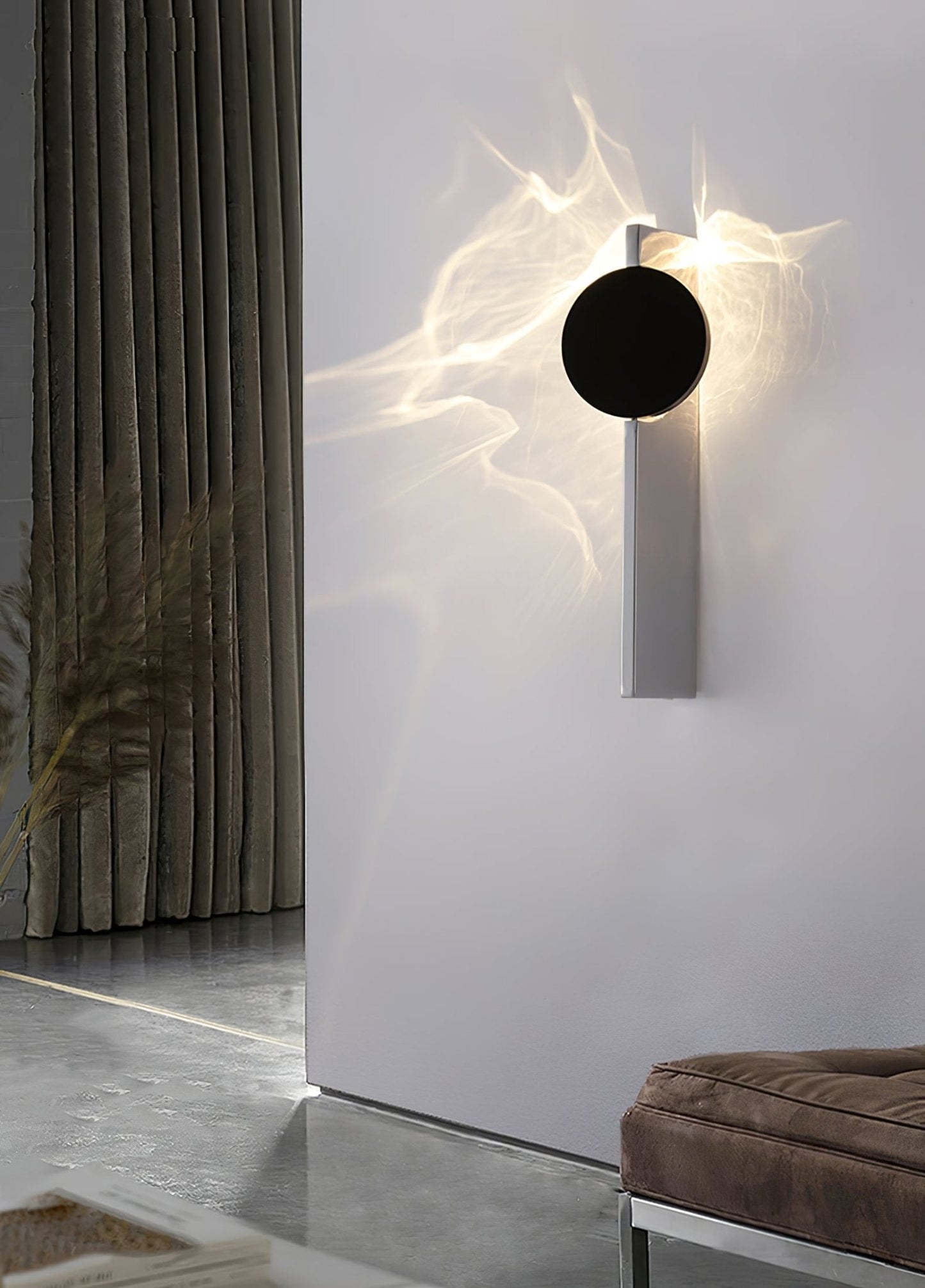 Creative Light And Shadow Wall Lamp - LED Indoor Lighting