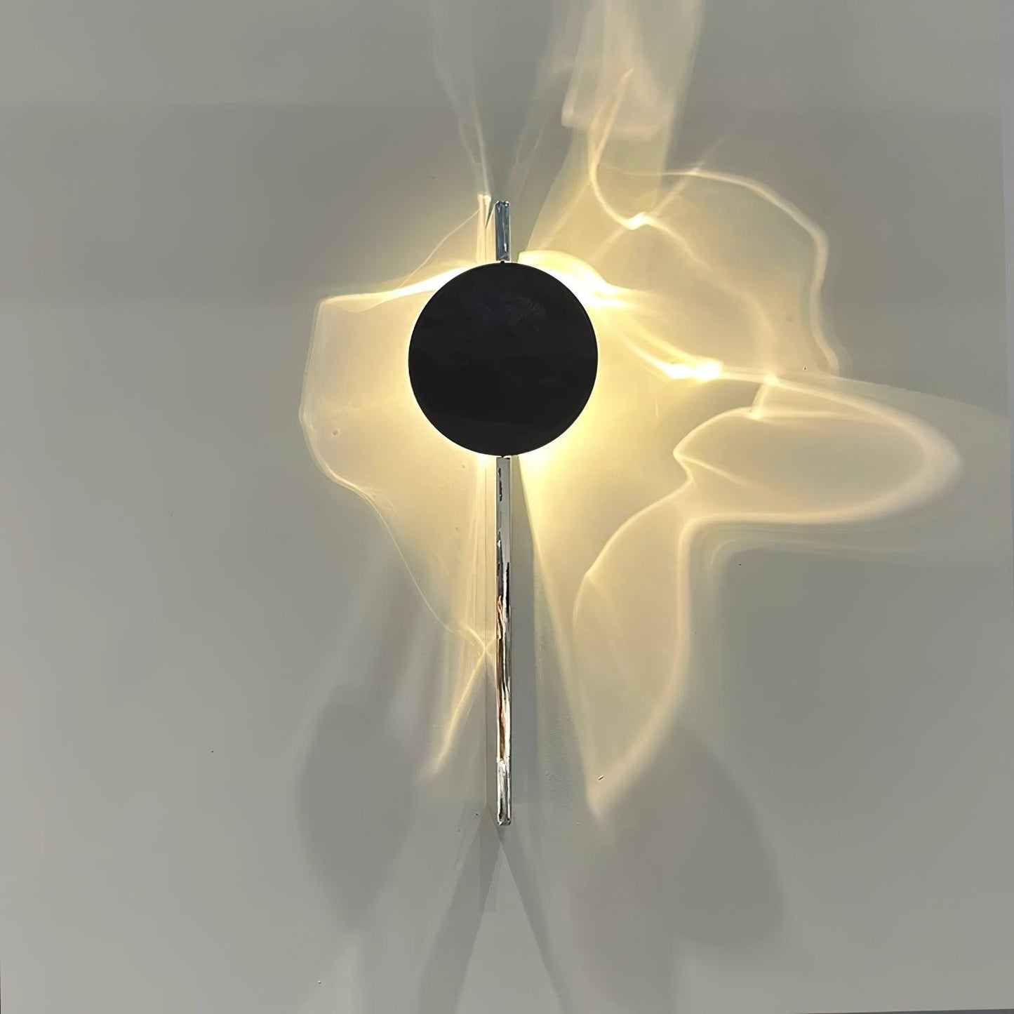 Creative Light And Shadow Wall Lamp - LED Indoor Lighting
