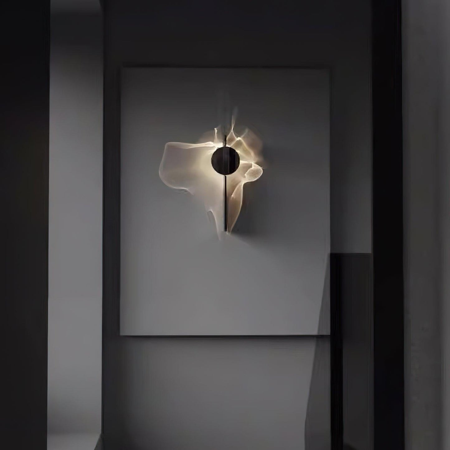 Creative Light And Shadow Wall Lamp - LED Indoor Lighting