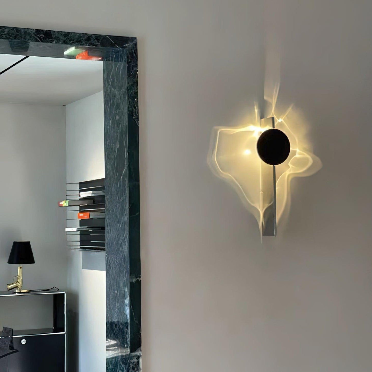 Creative Light And Shadow Wall Lamp - LED Indoor Lighting