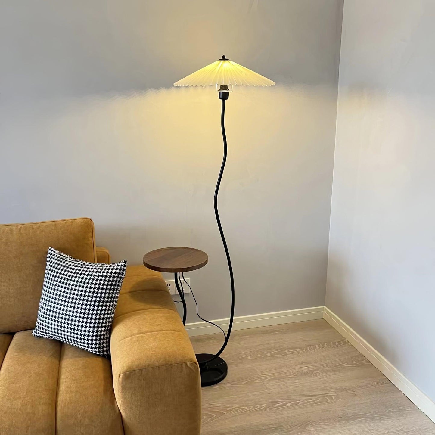 Curvatura Floor Lamp with Wooden Base and Fabric Shade