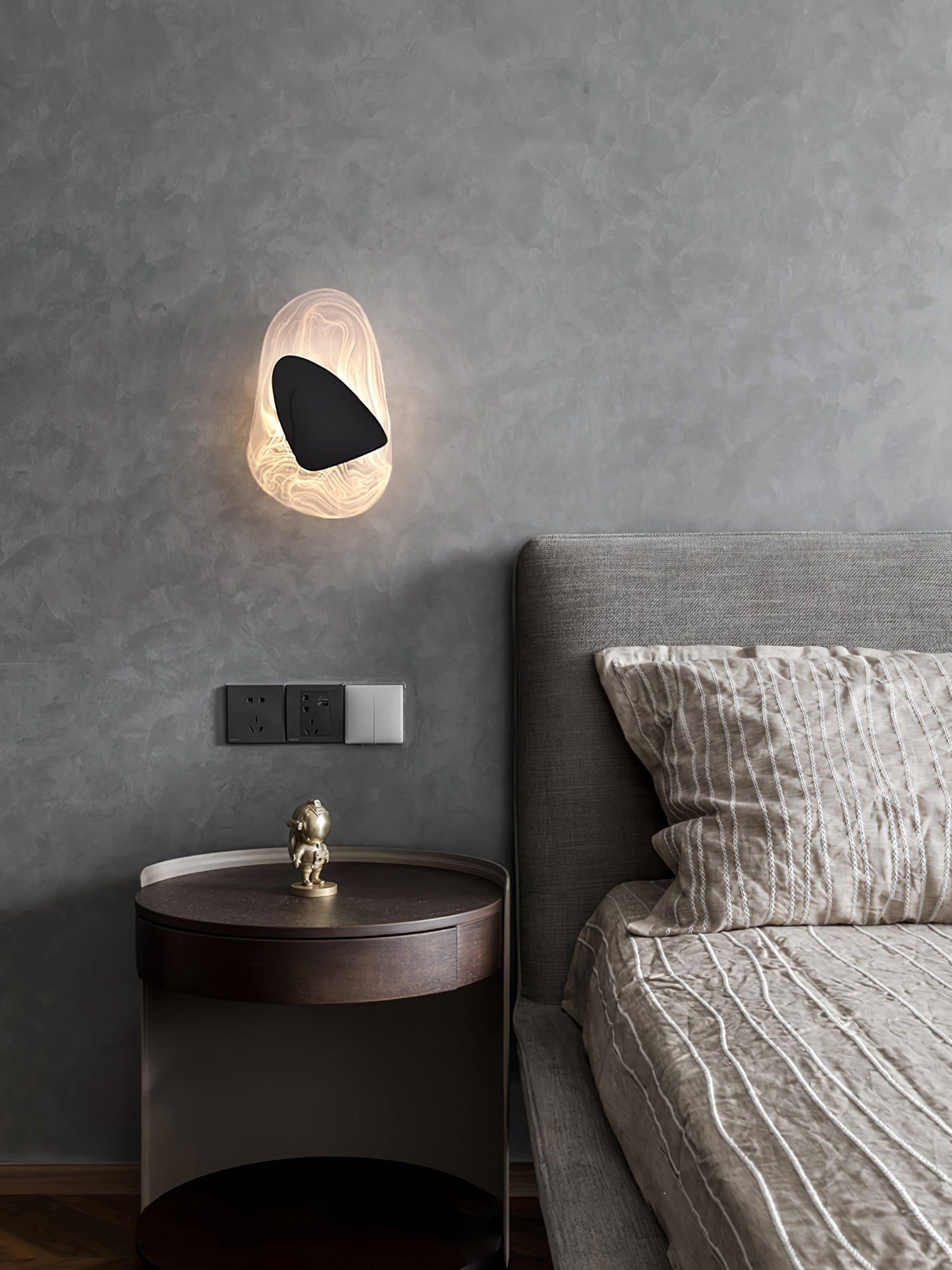 DC1725 Wall Lamp - Dimmable LED Indoor Wall Light, Black/Copper
